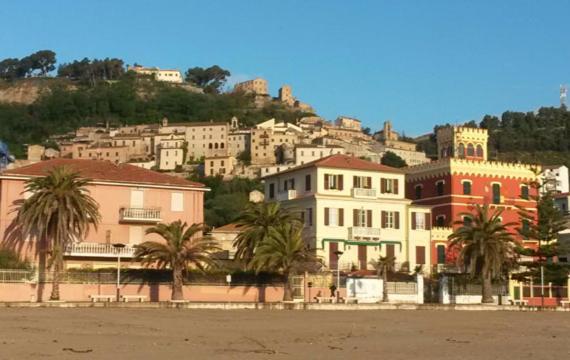 Lemonvilla - Rustico In Panoramalage Castignano Eksteriør billede