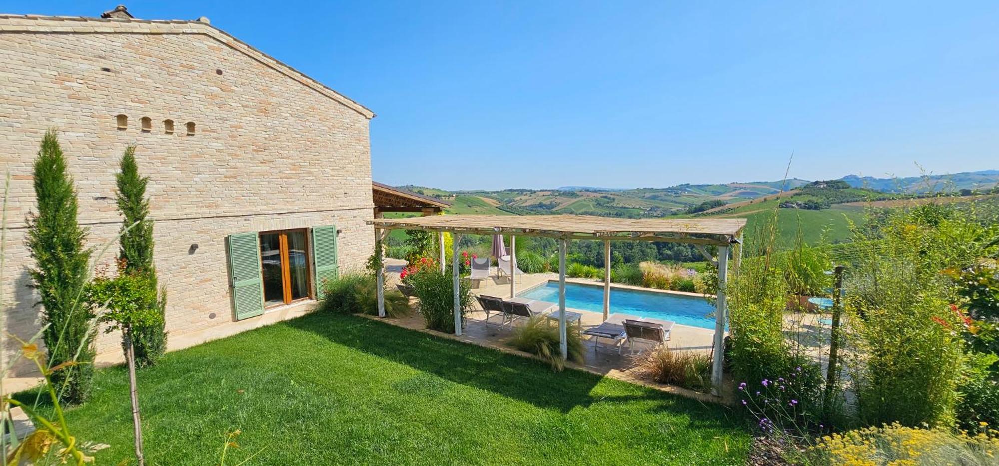 Lemonvilla - Rustico In Panoramalage Castignano Eksteriør billede